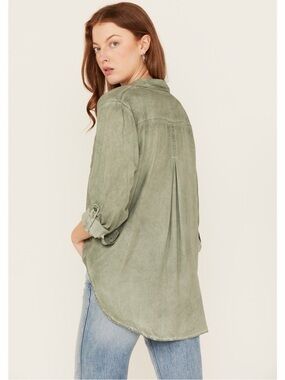 Velvet Heart Olive Green Button-Down Shirt